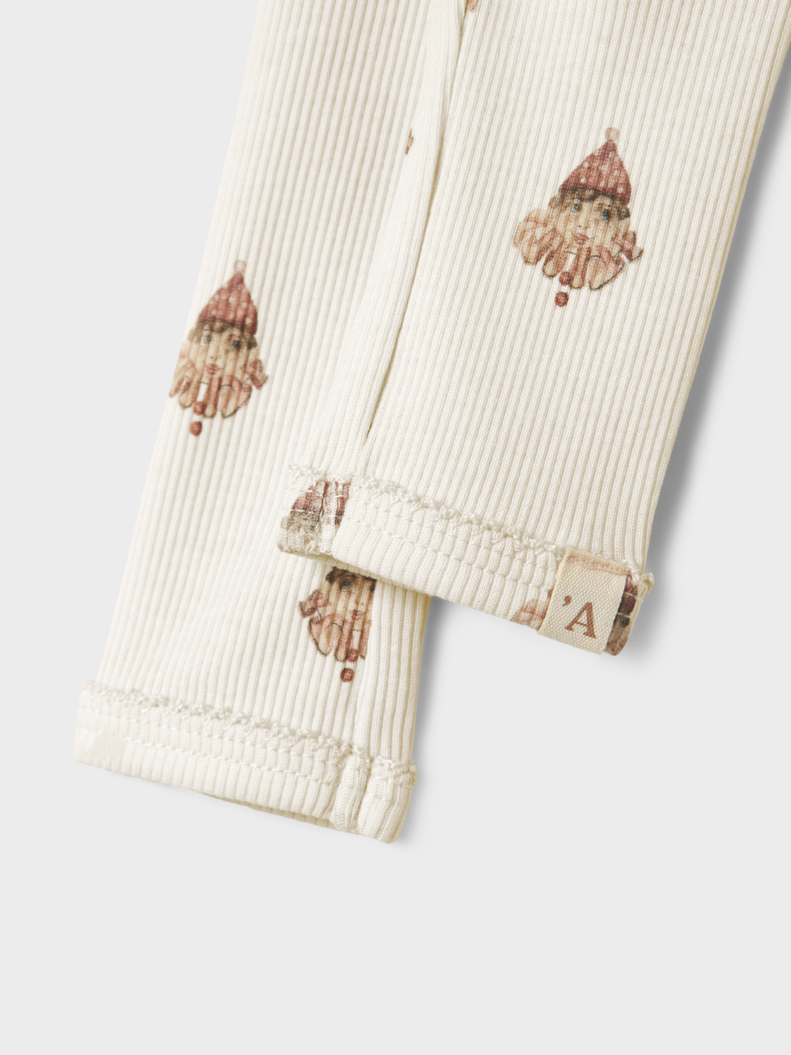 model_shot-front_full